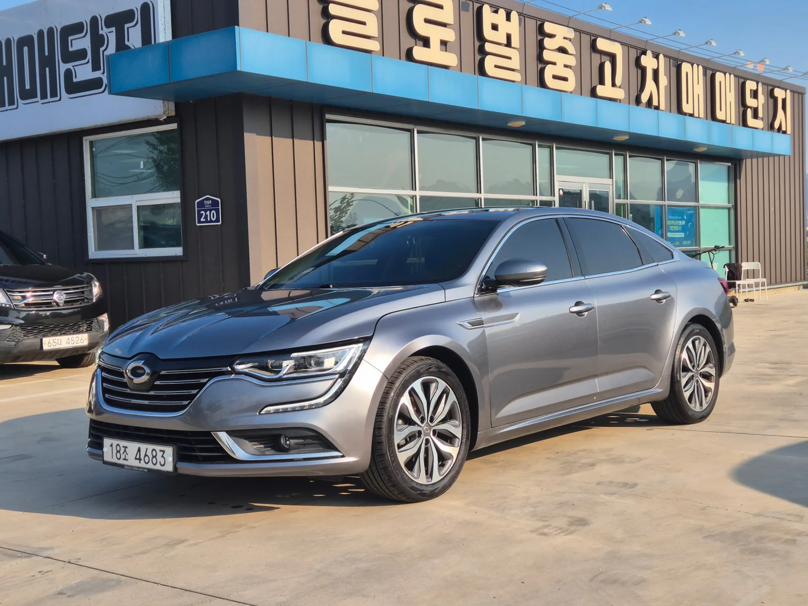 2017 Renault Korea SM6