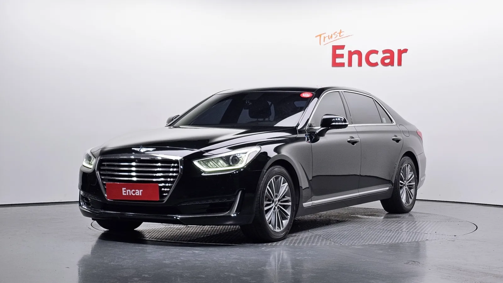 2016 Genesis EQ900