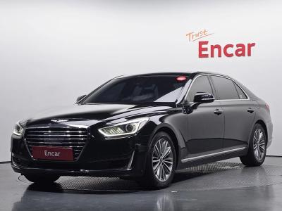 2017 Genesis EQ900
