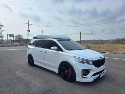 2019 Kia Carnival