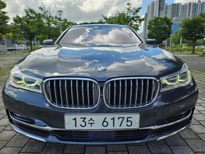 سيارة BMW الفئة 7 طراز 2016