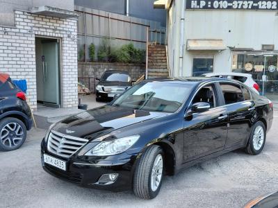 2010 Hyundai Genesis