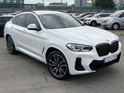 2025 BMW X4
