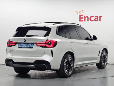 2023 BMW iX3