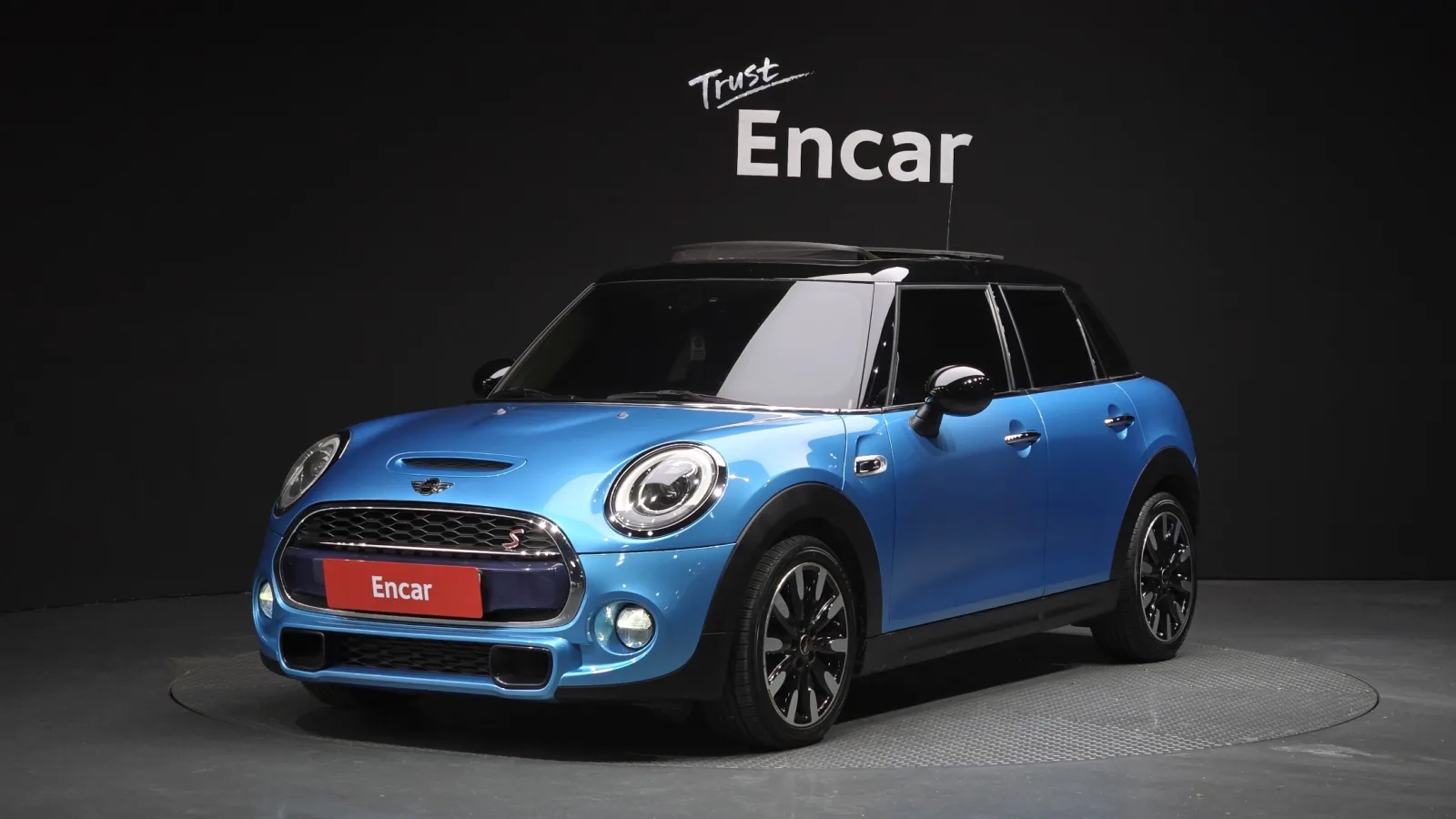 2018 MINI Cooper