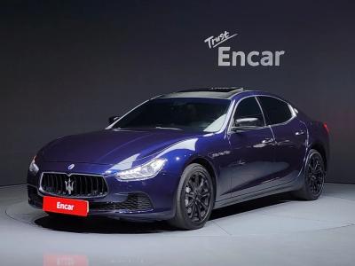 2015 Maserati Ghibli