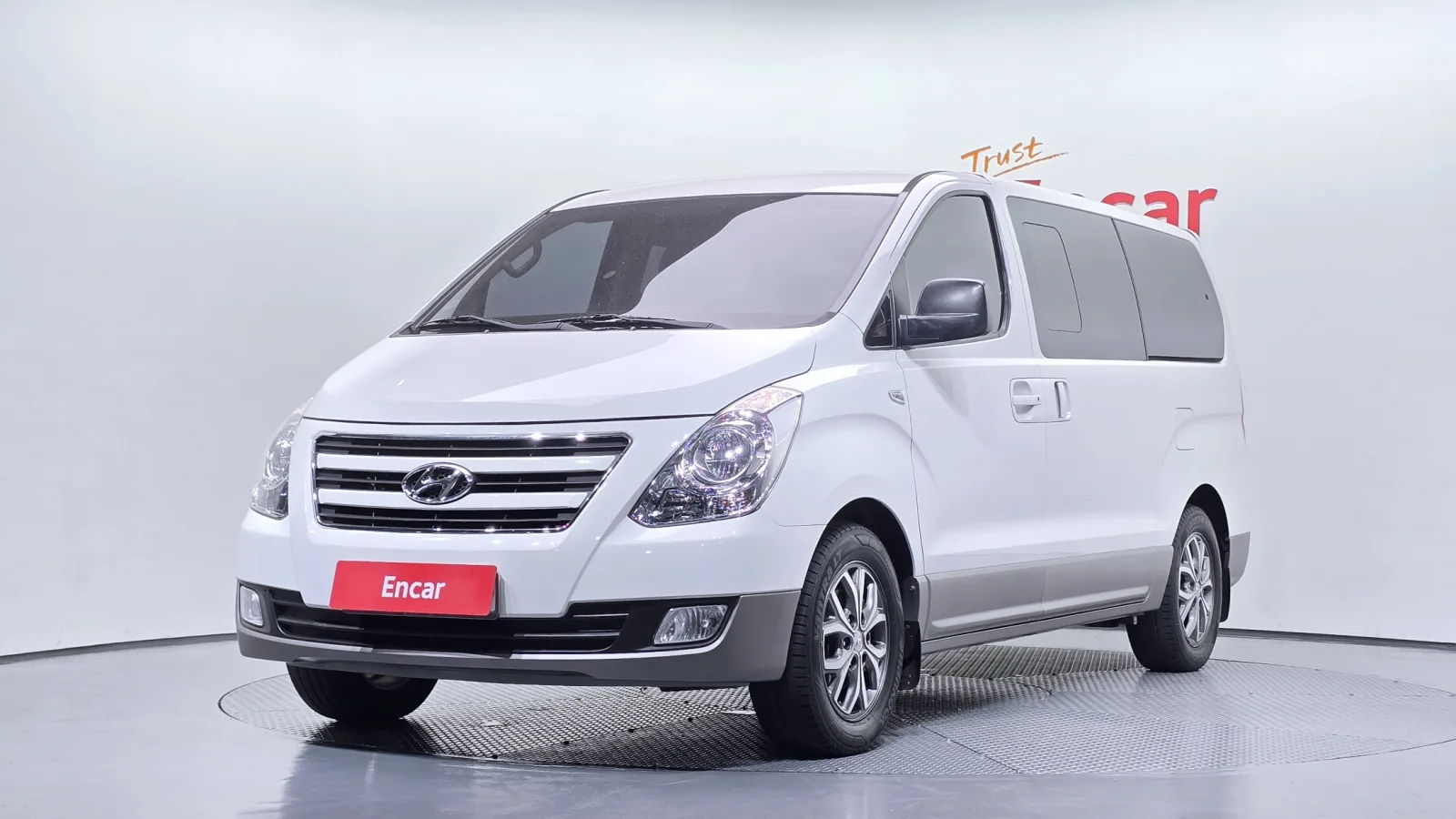 2018 Hyundai Starex