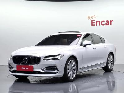2019 Volvo S90