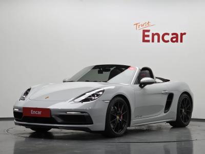 2022 Porsche 718