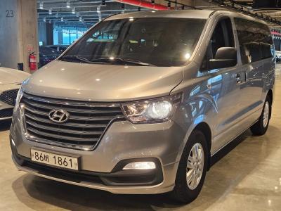 2019 Hyundai Starex