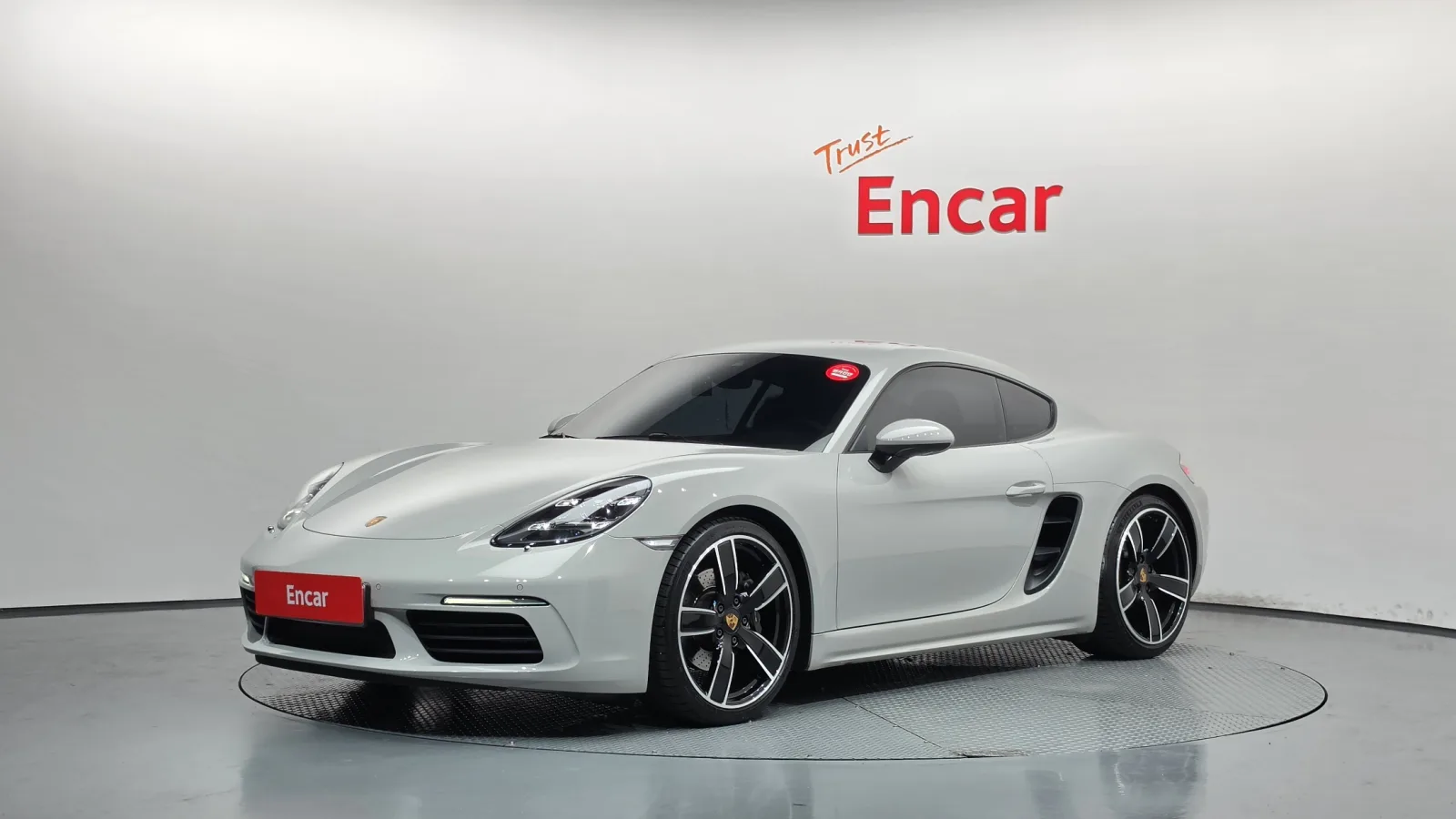 2021 Porsche 718