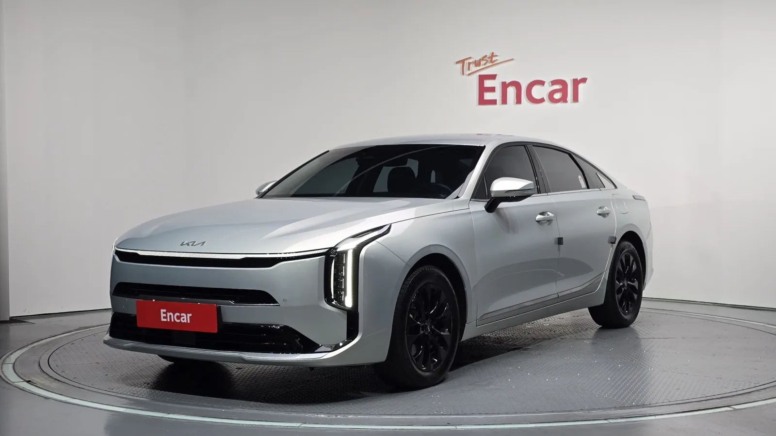 2025 Kia K8