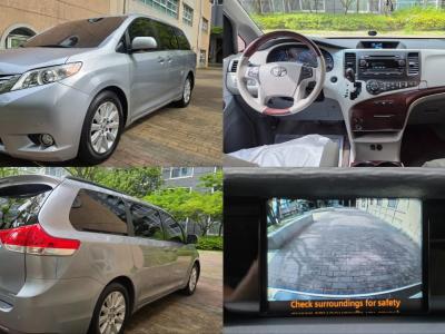 2014 Toyota Sienna