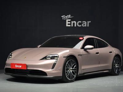 2023 Porsche Taycan