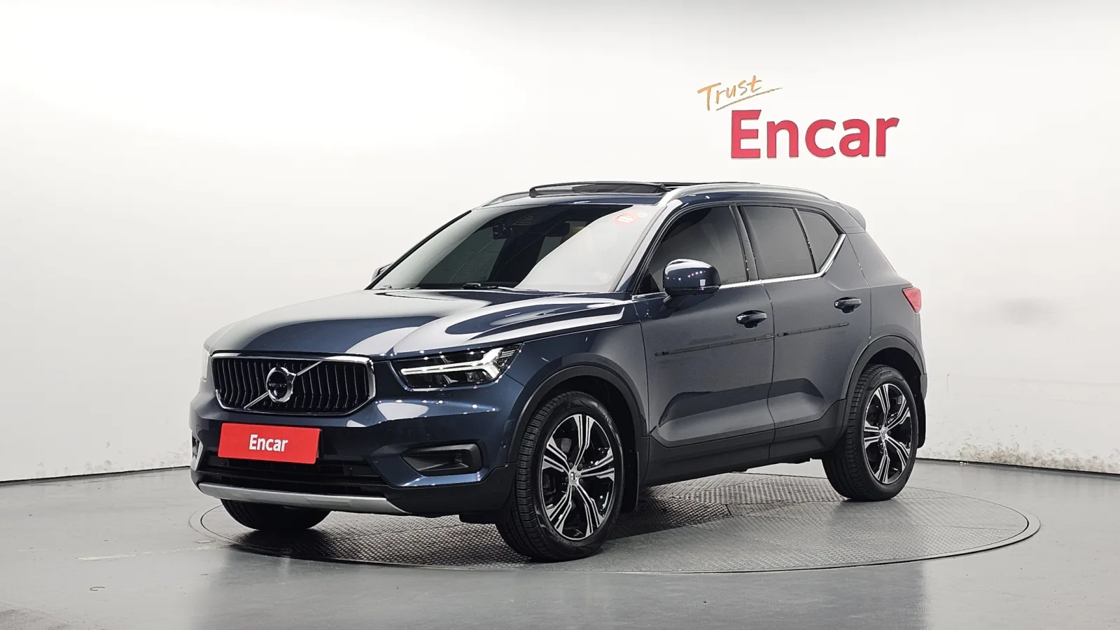 2021 Volvo XC40