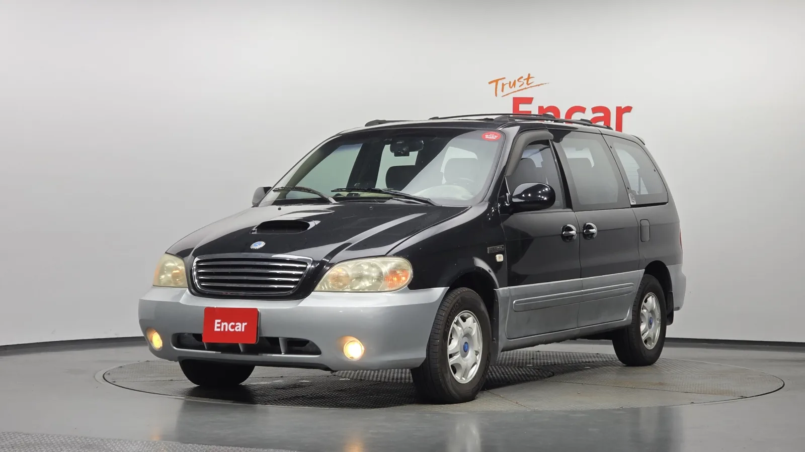 2003 Kia Carnival
