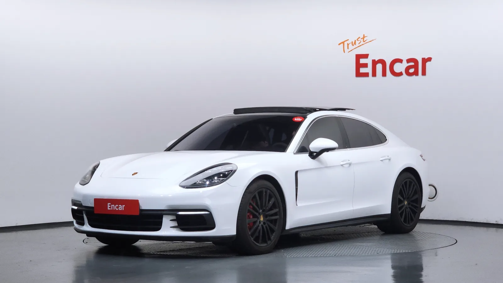2017 Porsche Panamera