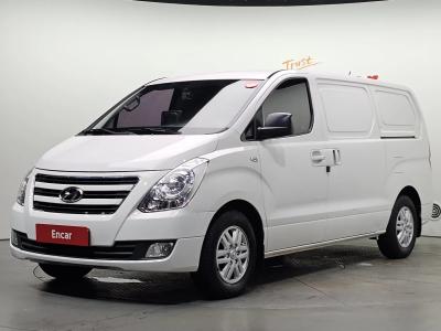 2017 Hyundai Starex