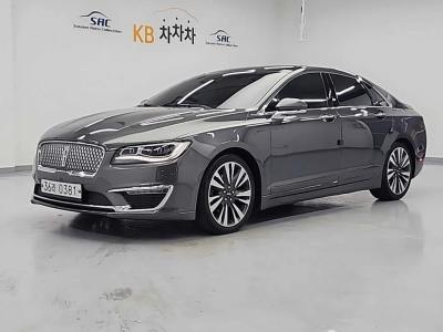 2017 Lincoln MKZ