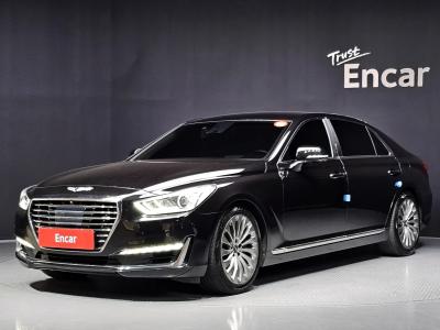 2018 Genesis EQ900