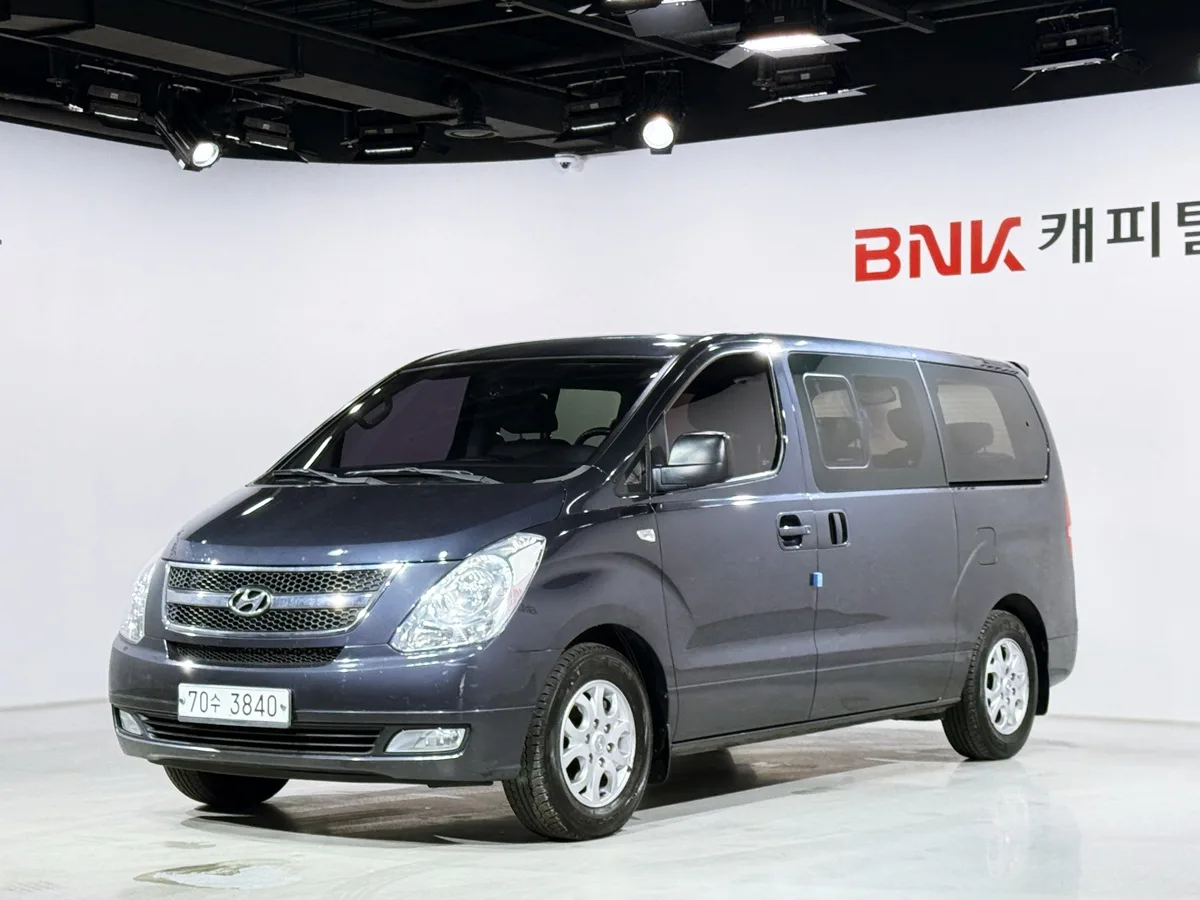 2014 Hyundai Starex