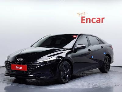 Hyundai Elantra 2023