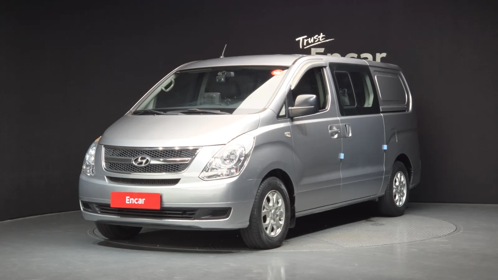 2011 Hyundai Starex