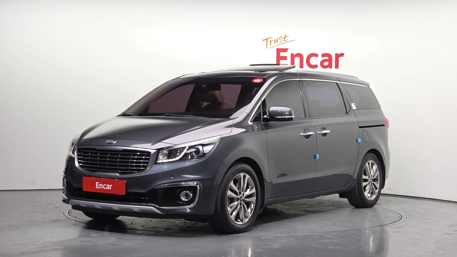 2015 Kia Carnival