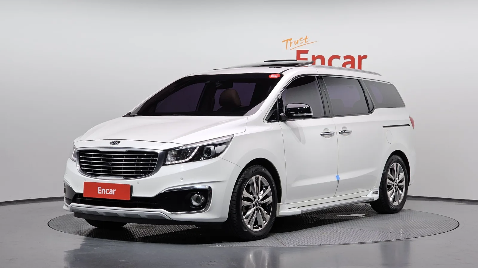 2015 Kia Carnival