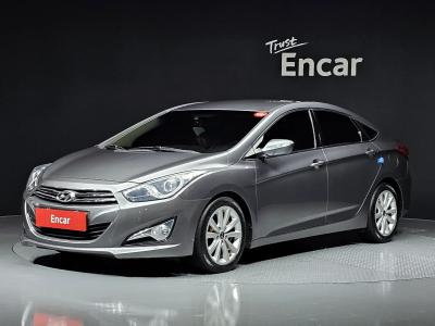 2012 Hyundai i40