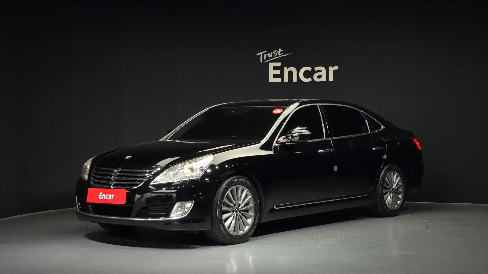 2013 Hyundai Equus