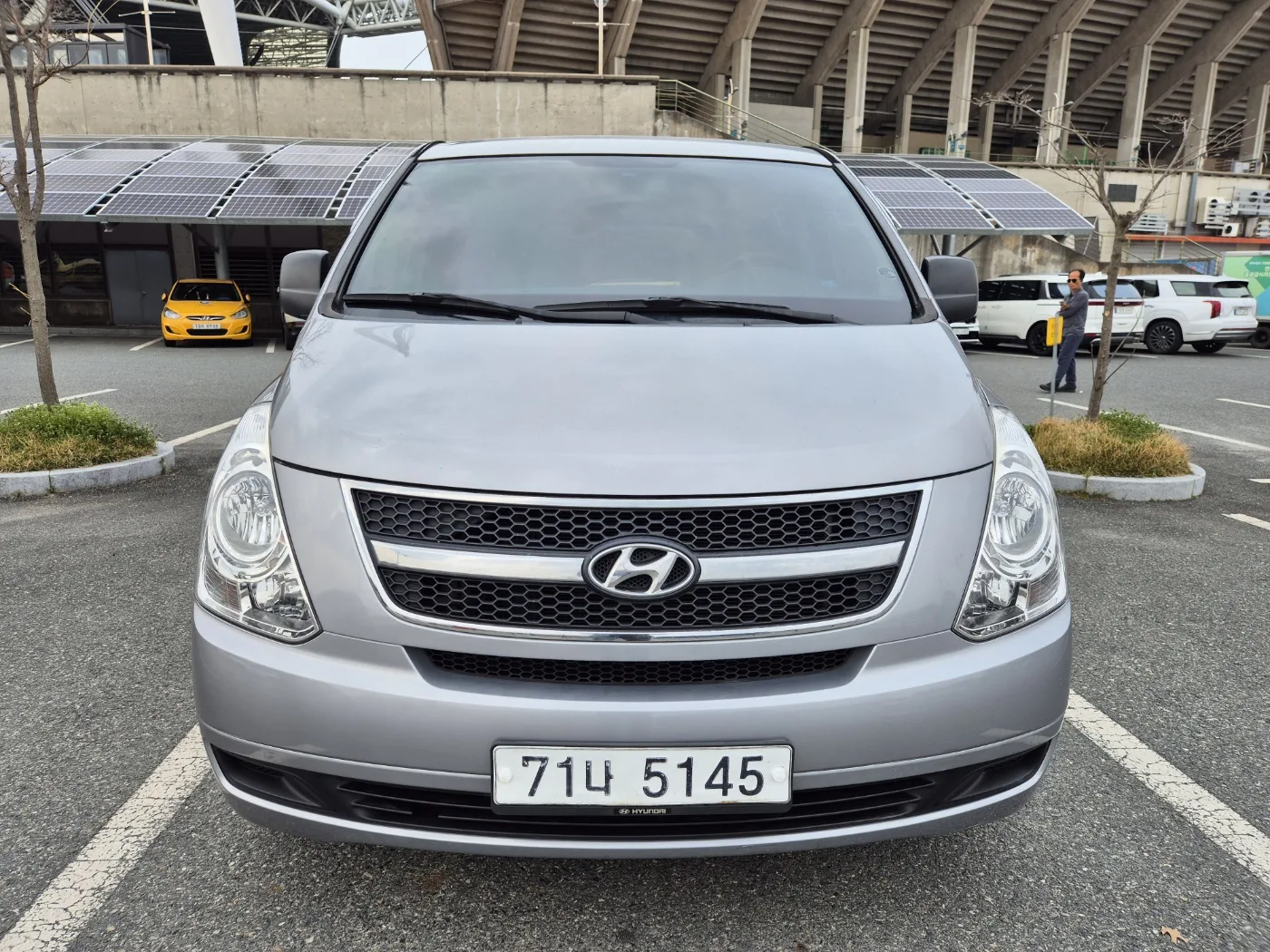 2014 Hyundai Starex