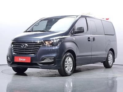 2018 Hyundai Starex