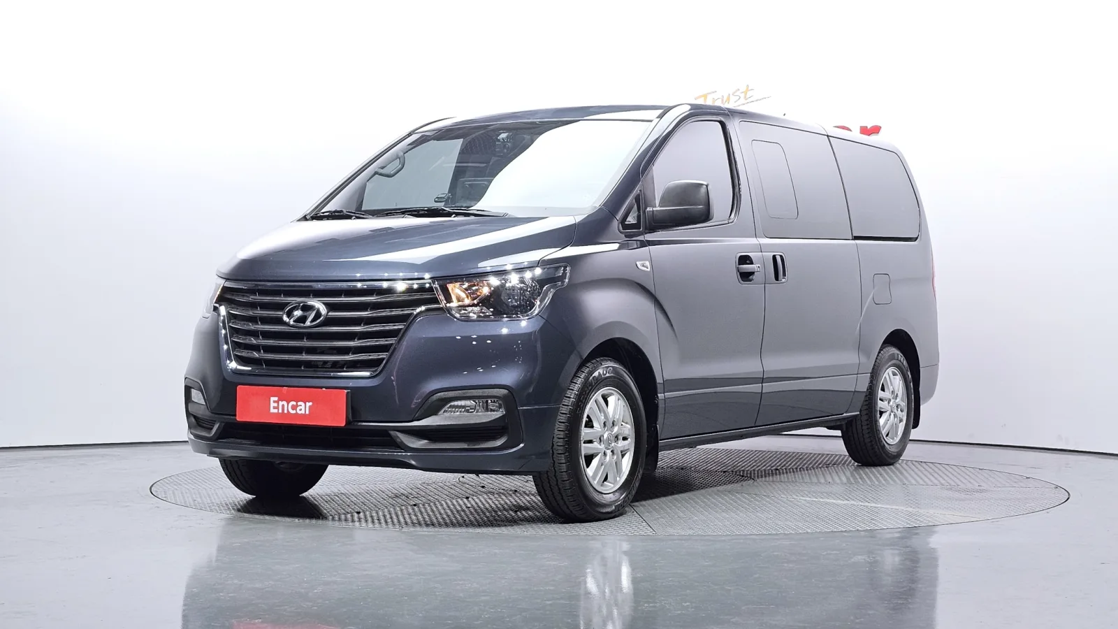 2018 Hyundai Starex