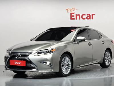 2017 Lexus ES