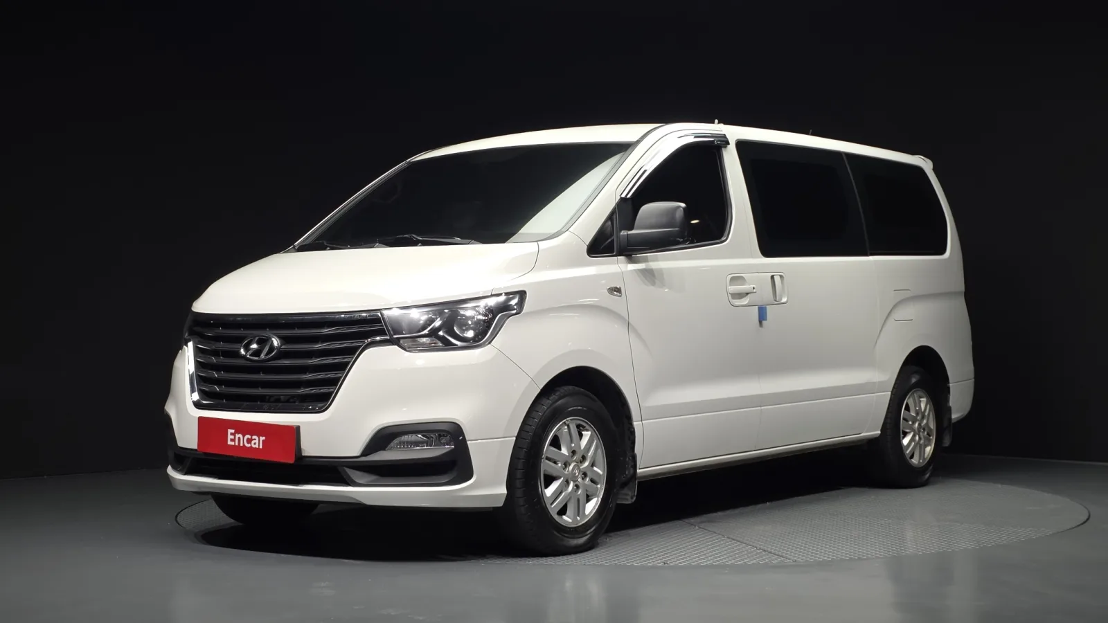 2020 Hyundai Starex