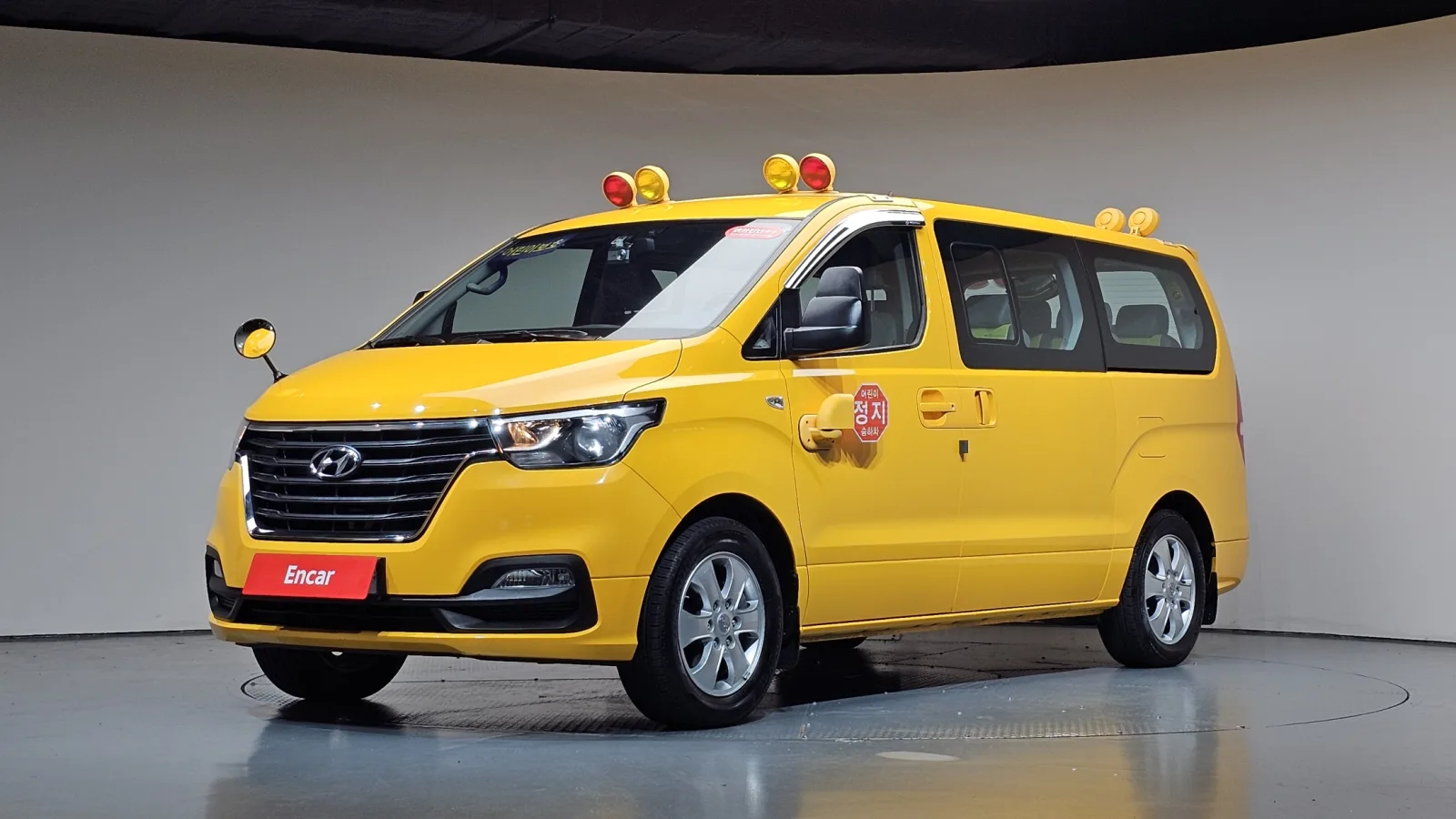 2020 Hyundai Starex