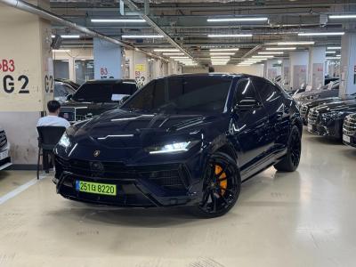 2024 Lamborghini Urus