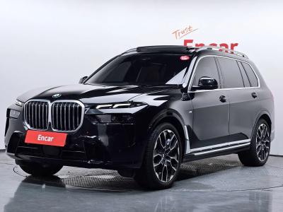 2025 BMW X7