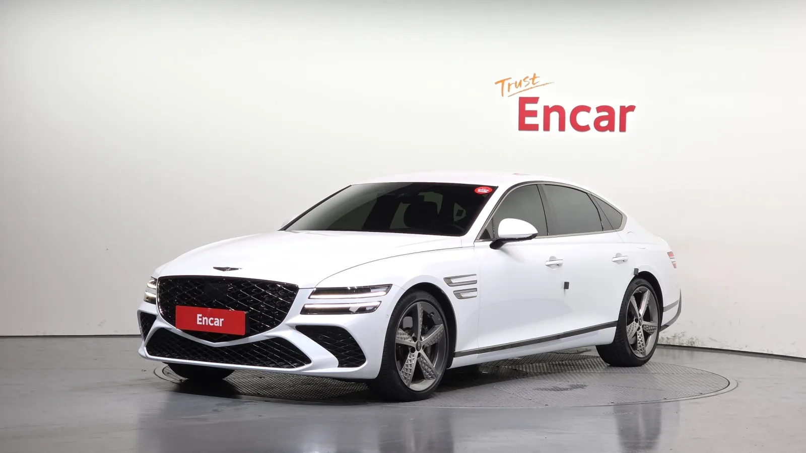 2025 Genesis G80