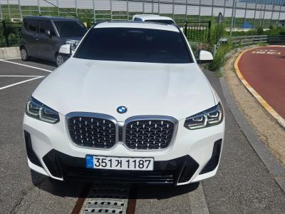 2025 BMW X4