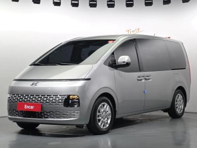 2022 Hyundai Staria