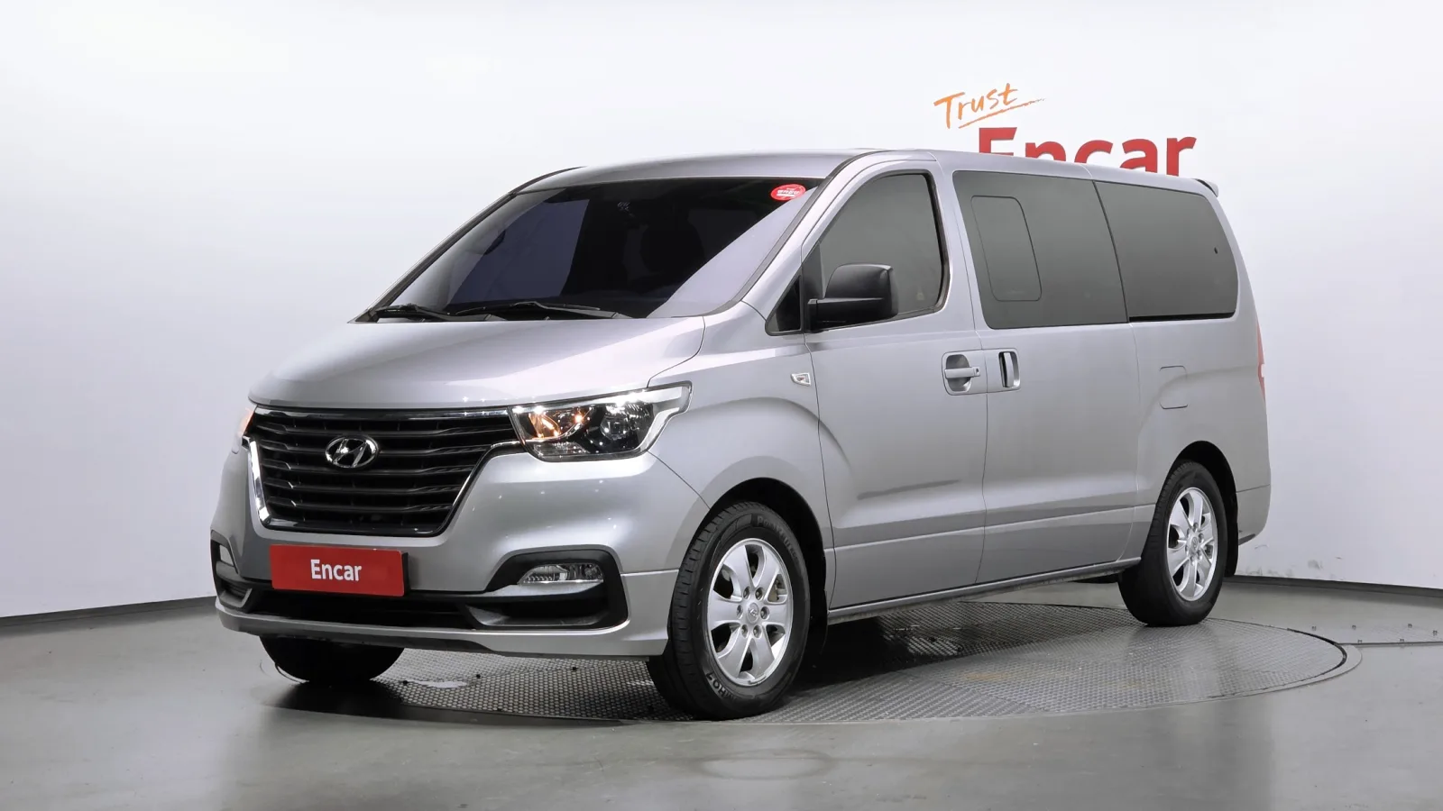 2019 Hyundai Starex