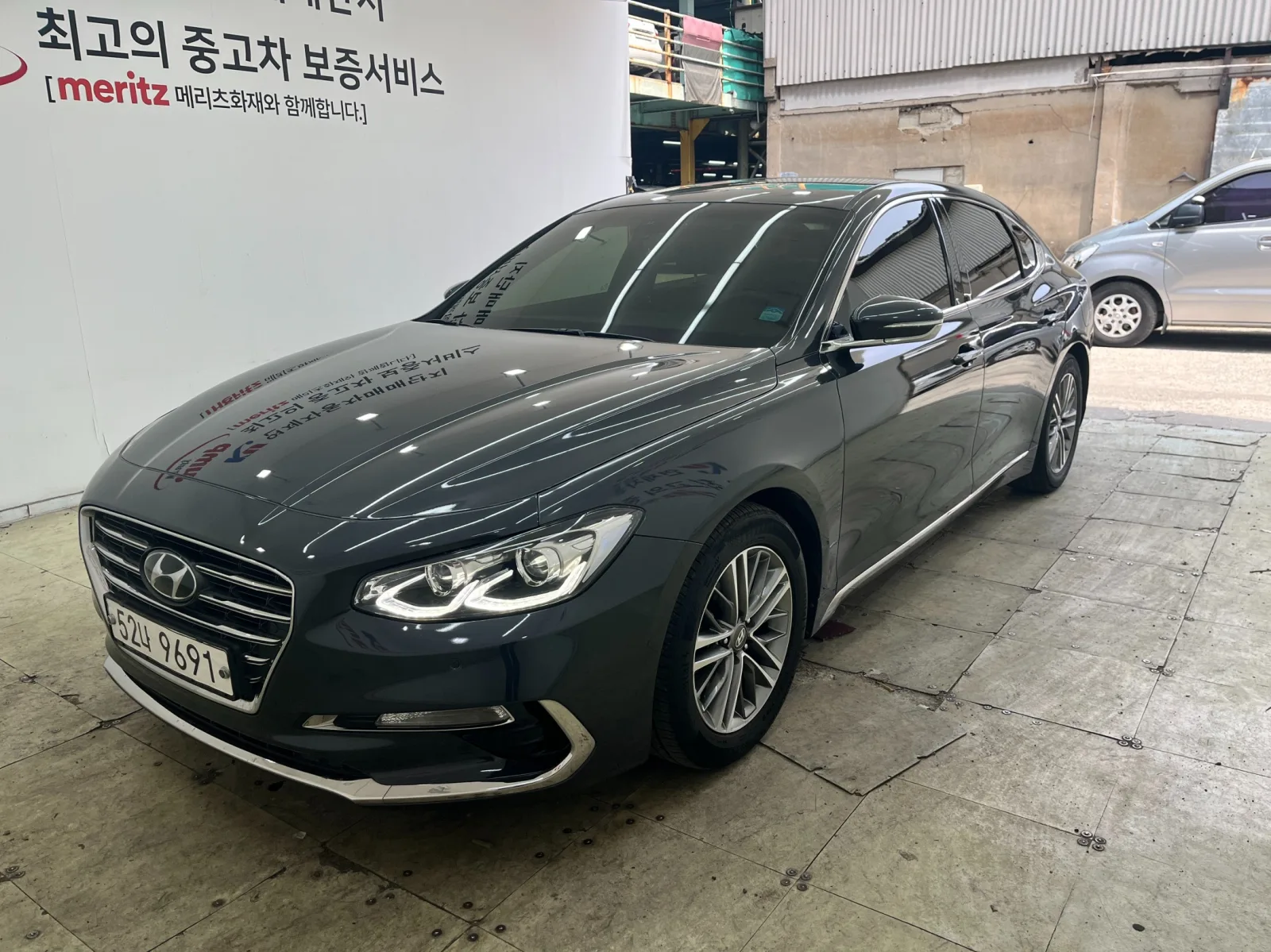 2018 Hyundai Grandeur