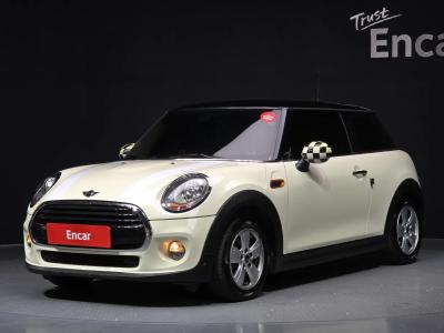 2016 MINI Cooper