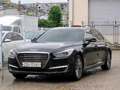 2016 Genesis EQ900