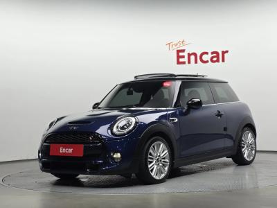 2015 MINI Cooper