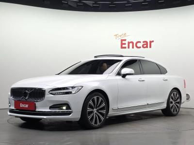 2021 Volvo S90