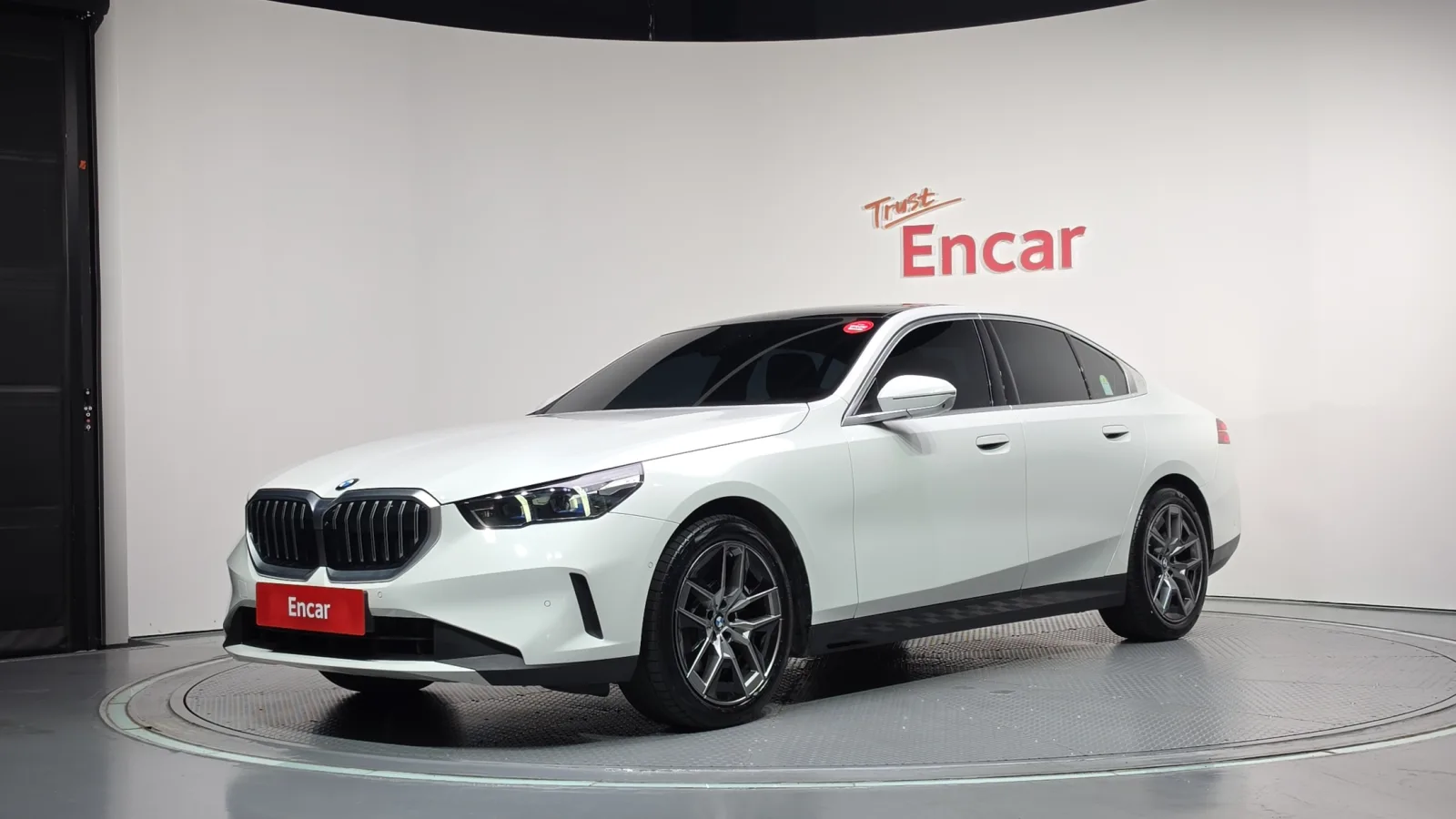 2025 BMW 5-Series