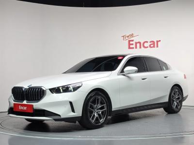 2025 BMW 5-Series